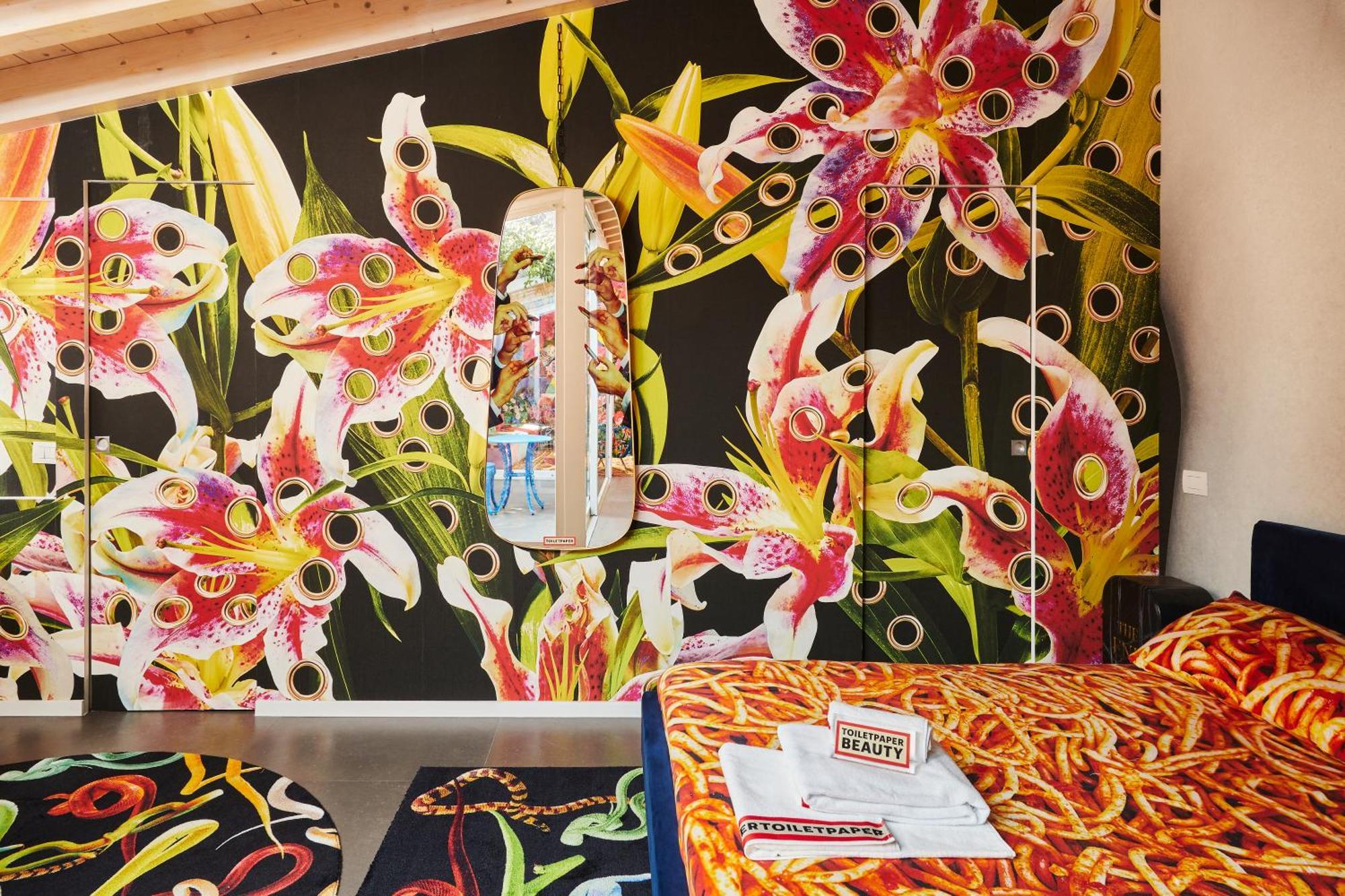 Toiletpaper Living Apartment Milan