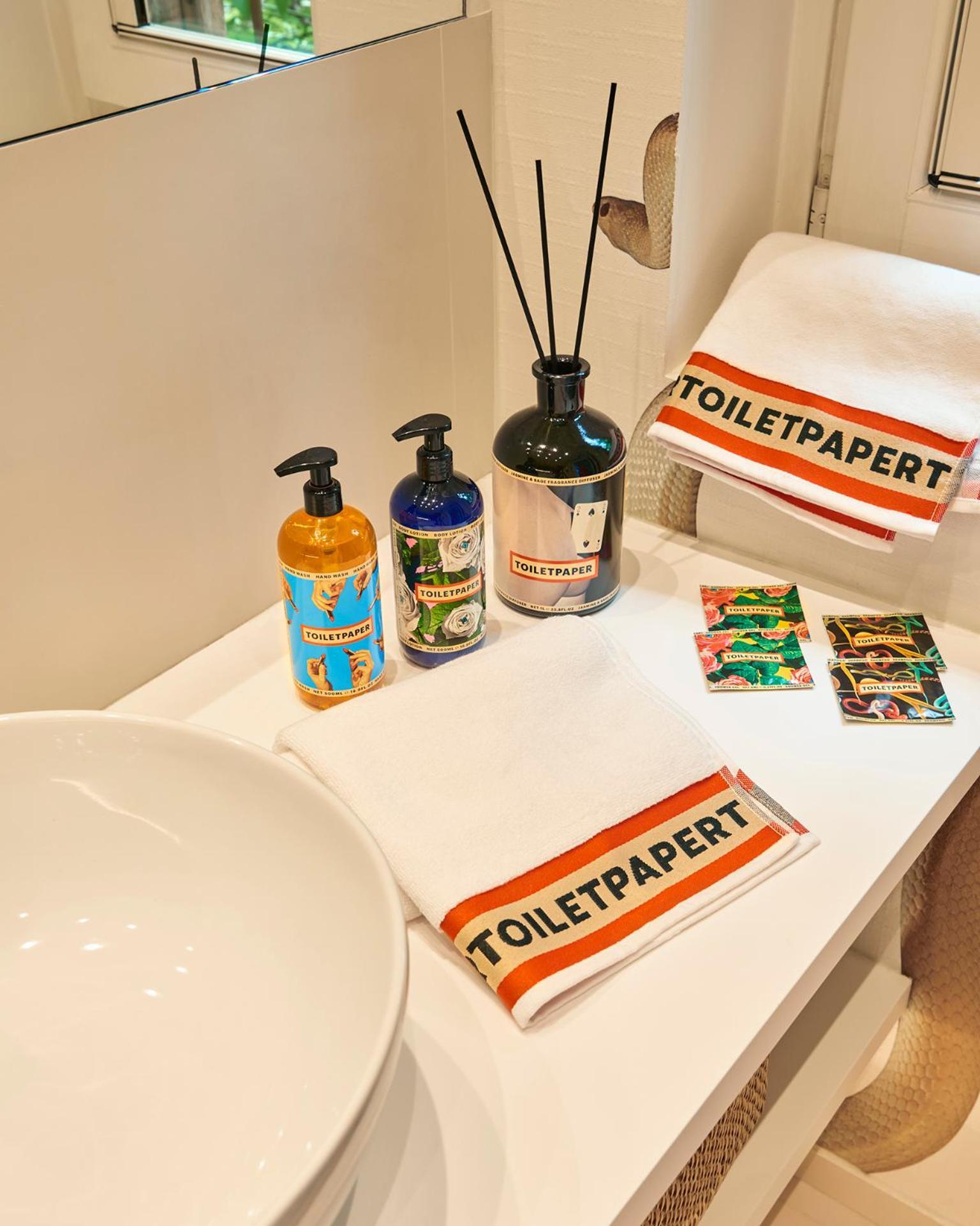 Apartment Toiletpaper Living Milan